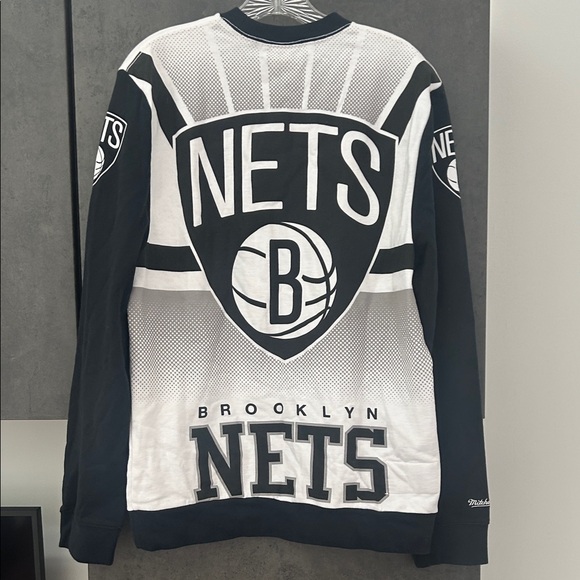 Mitchell & Ness NBA Nets Brooklyn Black White Crewneck Sweater NWT men’s Sz M - Picture 3 of 15